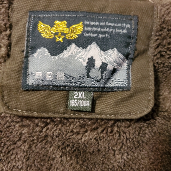 Fall jacket - Picture 5 of 5